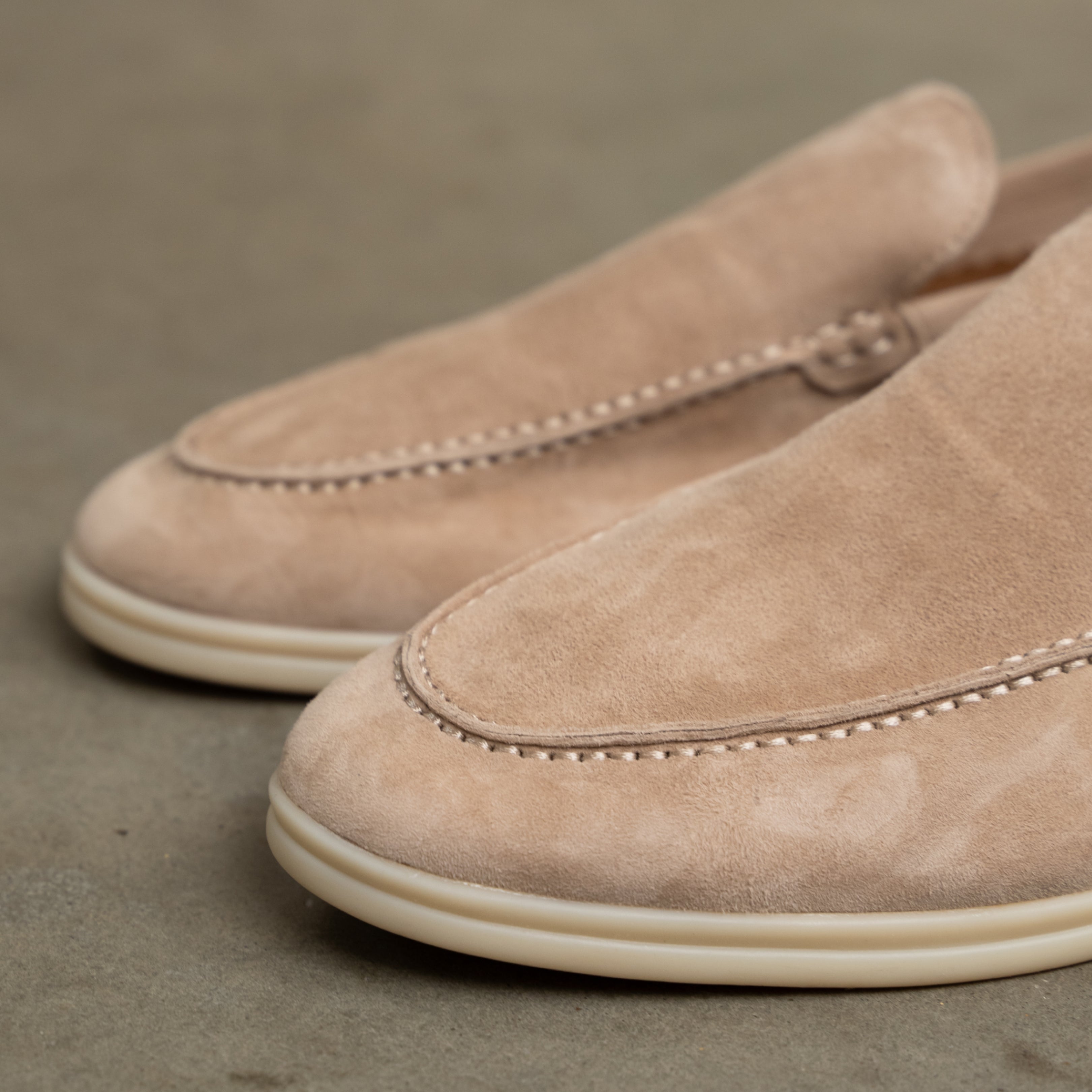 Refined Suede Loafers – Beige Sable